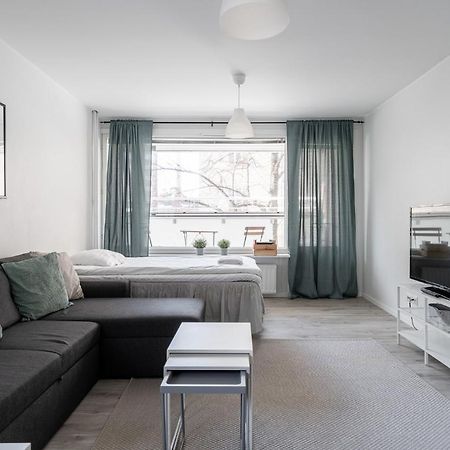 Spacious Downtown Apartment With Balcony Next To Restaurants - Hosted By 2Ndhomes Tampere Kültér fotó